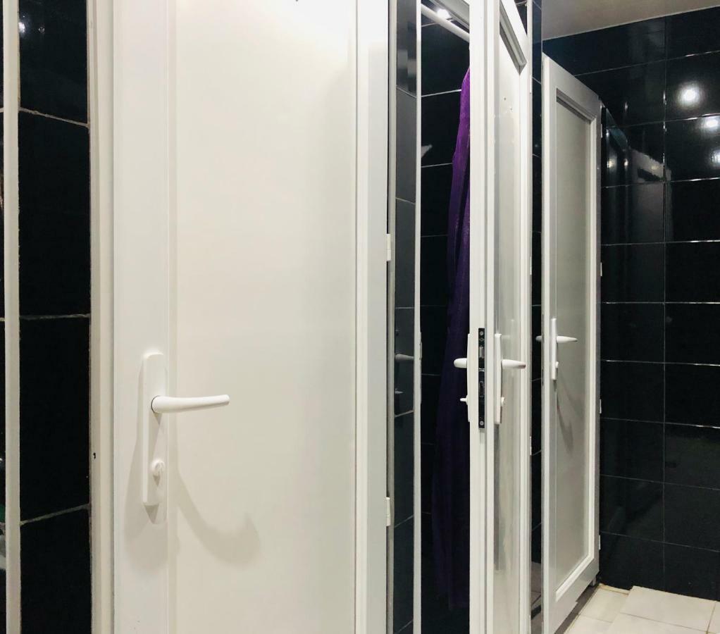 Brobro Hostel Tbilisi Zewnętrze zdjęcie